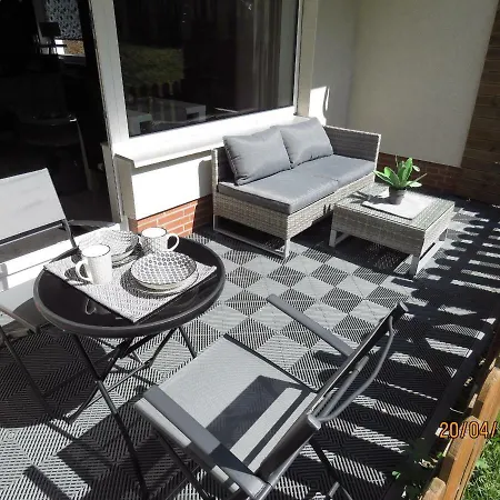 Am Wald 5 Apartment *